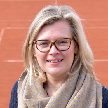 Erzsi Postma